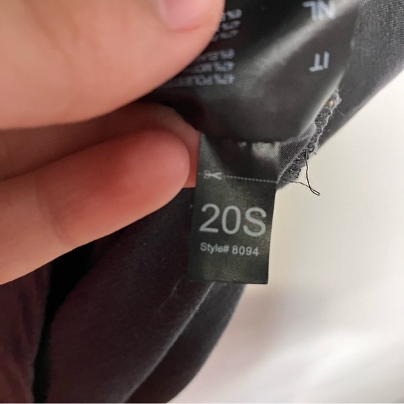 Kuhl charcoal gray curved hem t-shirt size large - Picture 7 of 9